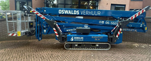 Een foto van de 26 meter spinhoogwerker van Oswalds Verhuur