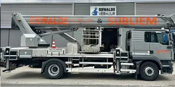 Vrachtwagen hoogwerkers